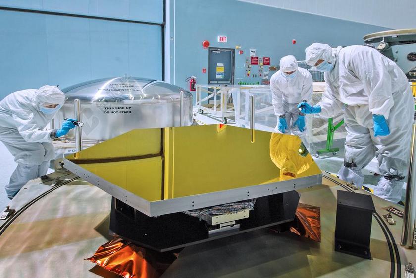 科技空间望远镜修理背景图片