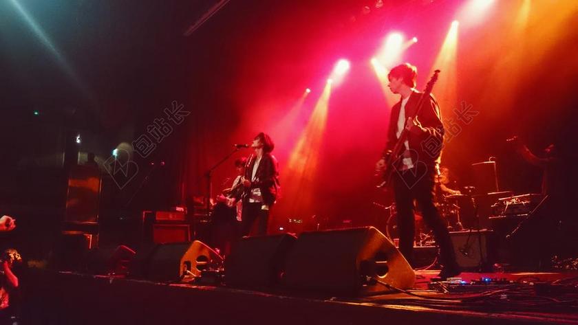 音乐时尚狂欢俱乐部背景图片