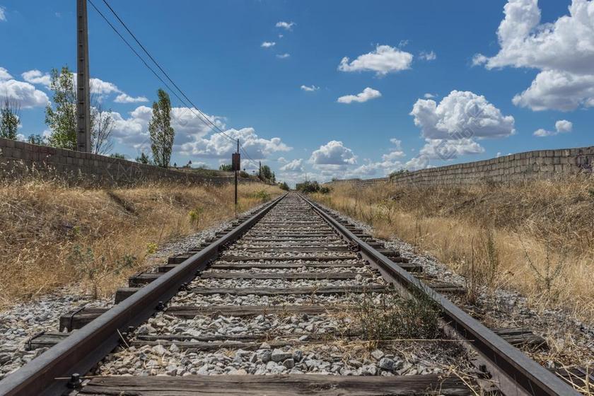 路径 火车 铁路 目的地 火车轨道 旅行 车道 铁 地平线