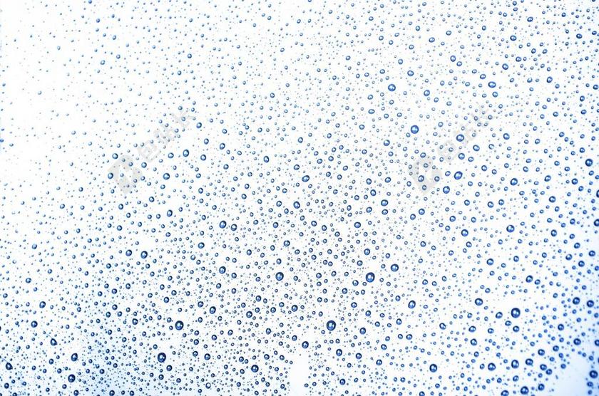 白色水滴蓝色圆球抽象背景图片