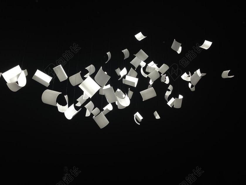 工程黑白设计创作摆放背景图片