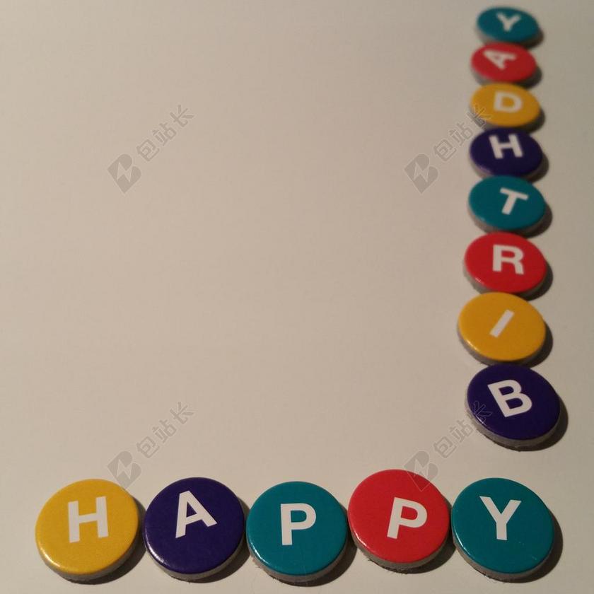 彩色装饰多擦不同颜色字母的圆形标牌装饰指示背景图片