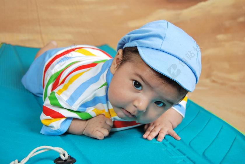 爬网 可爱 投标 SOBRI 美丽 FOTITO 婴儿 儿童