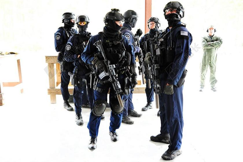 安全响应小组 海岸警卫队 武器 军事 保护 培训 防御 武装