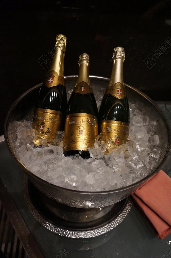 香槟 酒 冰