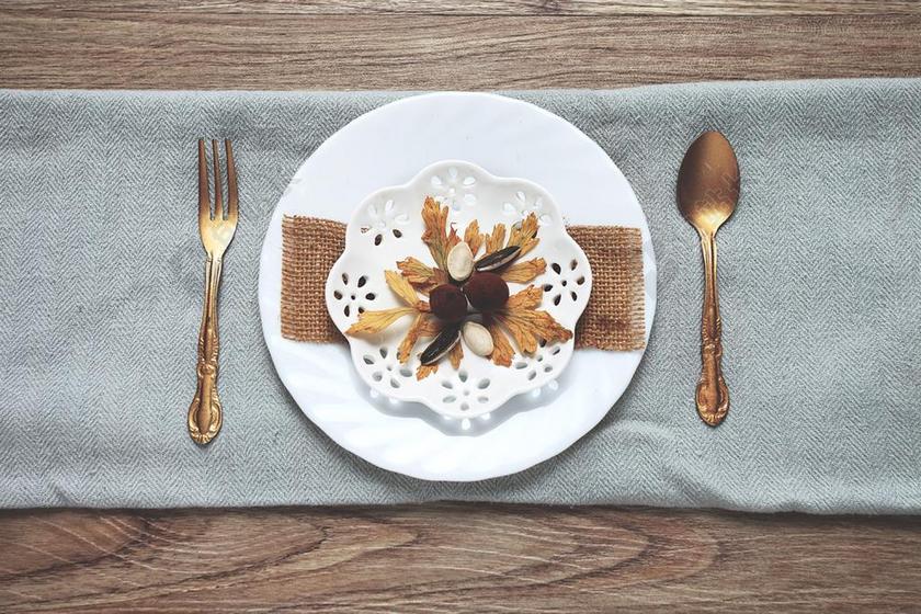 餐饮时尚叉子蛋糕背景图片