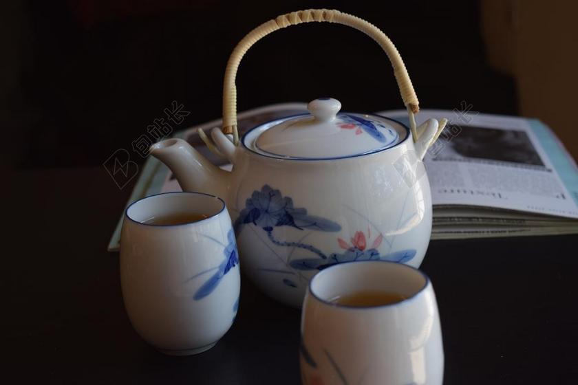 茶壶 茶杯子 茶 喝