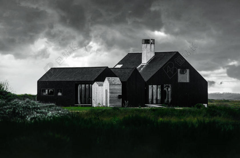 建筑休闲阴天的农场木屋背景图片