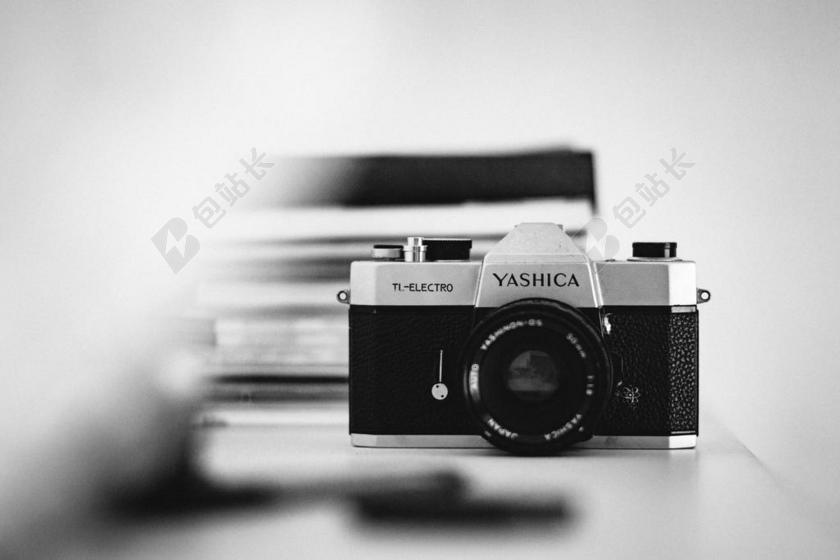 黑白摄影经典照相机展示摄影背景图片