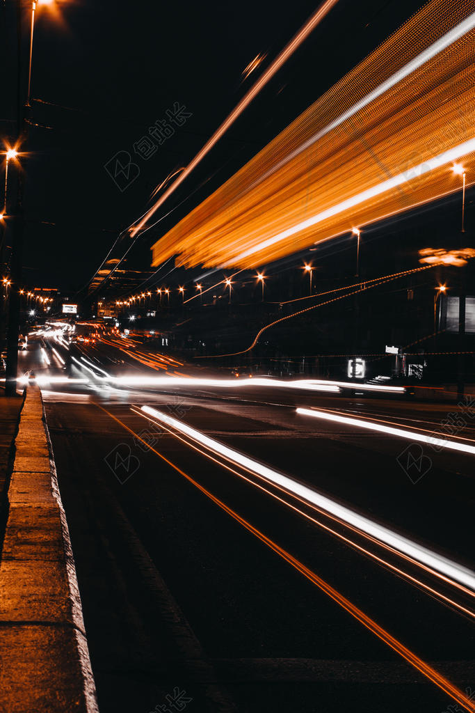沥青 模糊 汽车 城市 城市的灯光 颜色 黑暗的 市中心 傍晚 高速公路 快速的 公路 景观 车道 光 条纹 灯 长的 暴露 运动 运动 模糊 夜 路 巷道 速度 街道 街道 灯 街道 灯 延时 交通 运输 系统