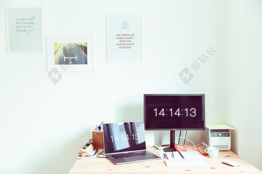 彩色电子现代白墙壁画电脑等办公学习室内设计背景图片