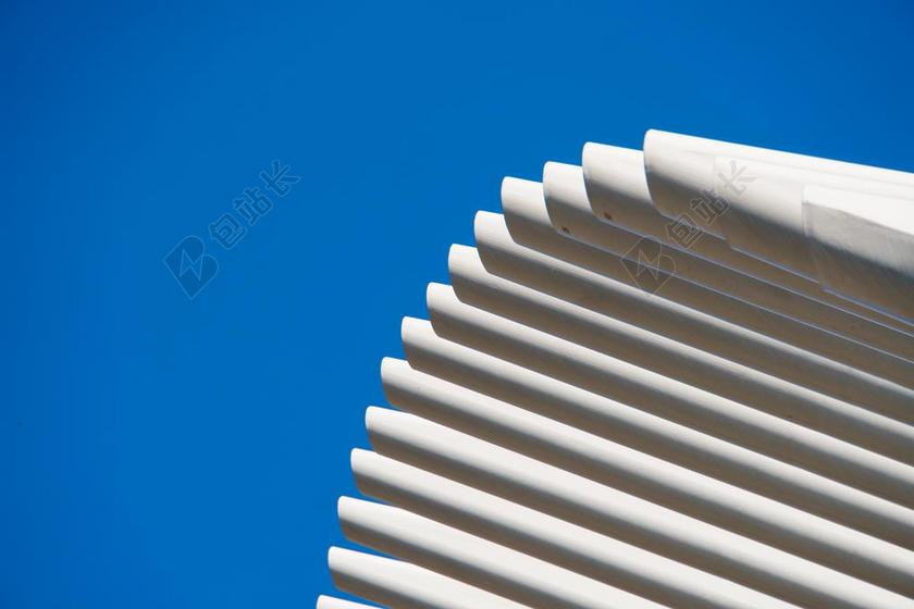 金融 财务 商务 建筑 大厦 建筑物 建设 旅行 旅游 行程 度假 休闲 度假 假日 天空 白色 浅色 黑白 简单 清新 建筑 结构 建筑物 建筑学