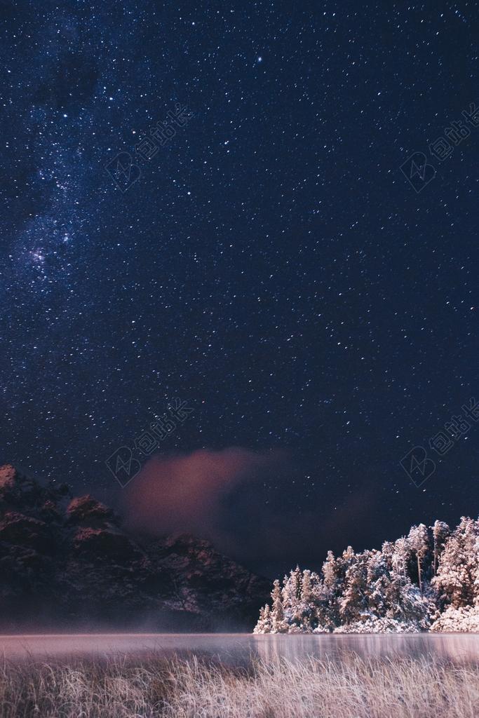 星空 星星 闪光 明星 星空 太空 空间 夜晚 晚上 黑夜 黑暗 灯光 霓虹灯 美女 丽人 优雅 美丽 漂亮 女孩 女人 女性 旅行 旅游 行程 度假 休闲 度假 假日 冬季 冬天 新年 树木 丛林 森林 天空 草地 草坪 草丛 自然 环境 雨 下雨 惬意 IPHONE 苹果 苹果手机 商务 服装 服饰 流行 山 山峦 山峰