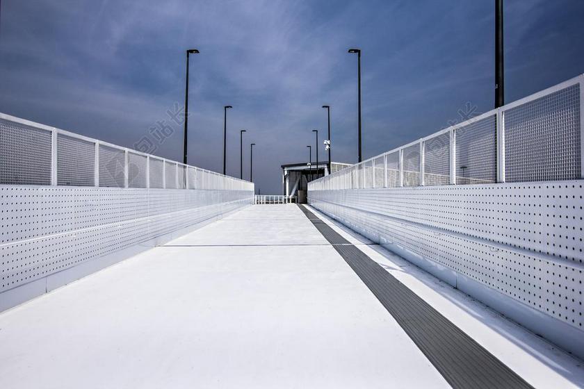 风景 风光 美景 田园 山水 城市 都市 时尚 现代化 纹理 组织 材料 花纹 天空 建筑 结构 建筑物 建筑学 白色 浅色 黑白 简单 清新