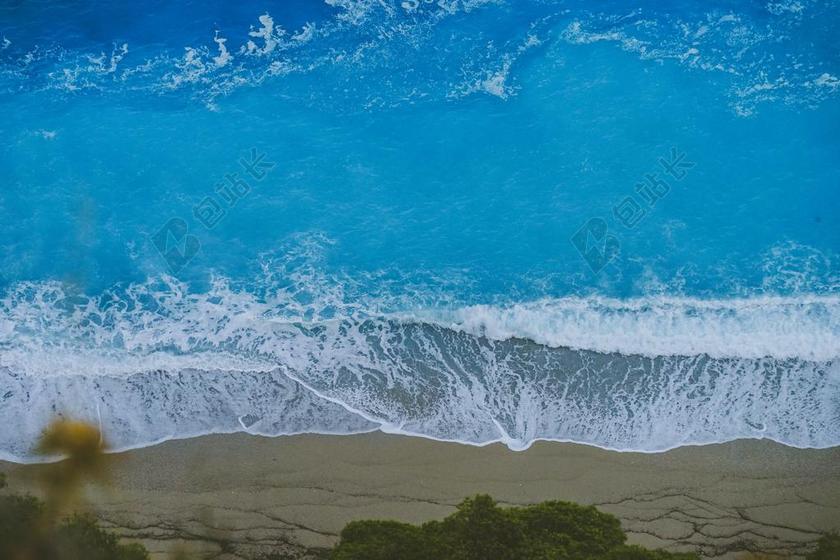 夜晚 晚上 黑夜 黑暗 灯光 霓虹灯 旅行 旅游 行程 度假 休闲 度假 假日 茶 饮茶 茶叶 茶文化 天空 沙滩 海滩 海 海水 大海 自然 环境 树 树木 树林 森林 雨 下雨 惬意