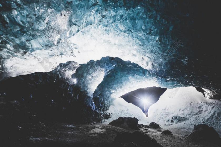 风景 风光 美景 田园 山水 夜晚 晚上 黑夜 黑暗 灯光 霓虹灯 地球 泥土 草地 操场 美女 丽人 优雅 美丽 漂亮 女孩 女人 女性 冒险 探险 远足 度假 旅游 休闲 挑战 极限运动 旅行 旅游 行程 度假 休闲 度假 假日 自然 环境 白色 浅色 黑白 简单 清新