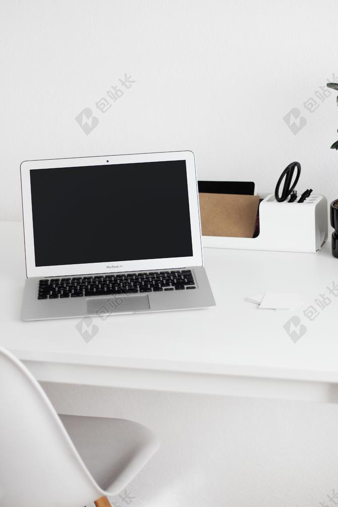 商务 商人 电子商务 股票交易所 业务 工作 工作中 工作 办公室 会议 职场 办公室 工作室 工作 职场 科技 技术 信息科技 数据 大数据 电脑 信息科技 笔记本电脑 笔记本 MACBOOK APPLE 苹果 太空 空间 风景 风光 美景 田园 山水 创意 艺术 个性 营销 推广 商务 市场 策划 房间 卧室 家 休闲 家居 桌子 台子 书桌 办公 学习 研究 书籍 计算机 电脑 信息科技 书 书籍 阅读 动物 清新 新鲜 庆祝 节日 活力 人物 人群 风土人情 白色 浅色 黑白