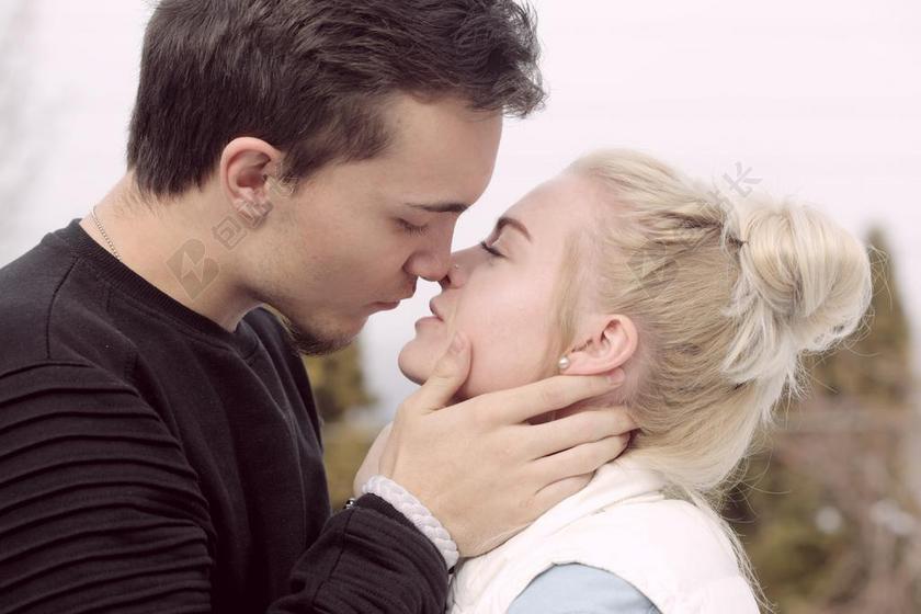 美女 丽人 优雅 美丽 漂亮 女孩 女人 女性 爱情 恋爱 恋人 情人 情侣 浪漫 冬季 冬天 新年 肖像 人物特写 画像 情侣 伴侣 爱情 可爱的 全身像 人物 人群 风土人情 女性 女士 美丽 女人 一个女人