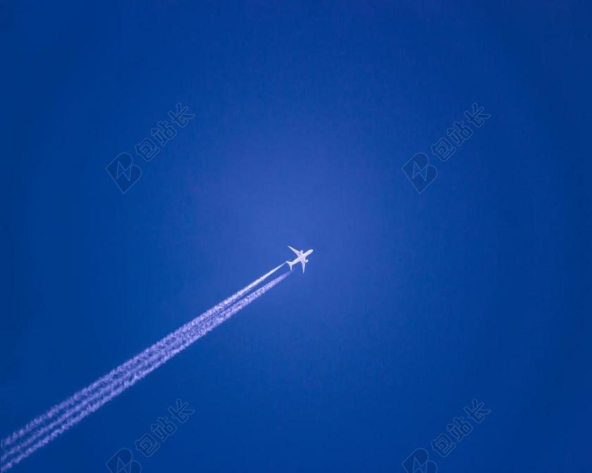 丽人 优雅 美丽 漂亮 女孩 女人 女性 天空 云 云朵 天空 活力 NASA 美国国家航空航天局 科学 卫星 太空