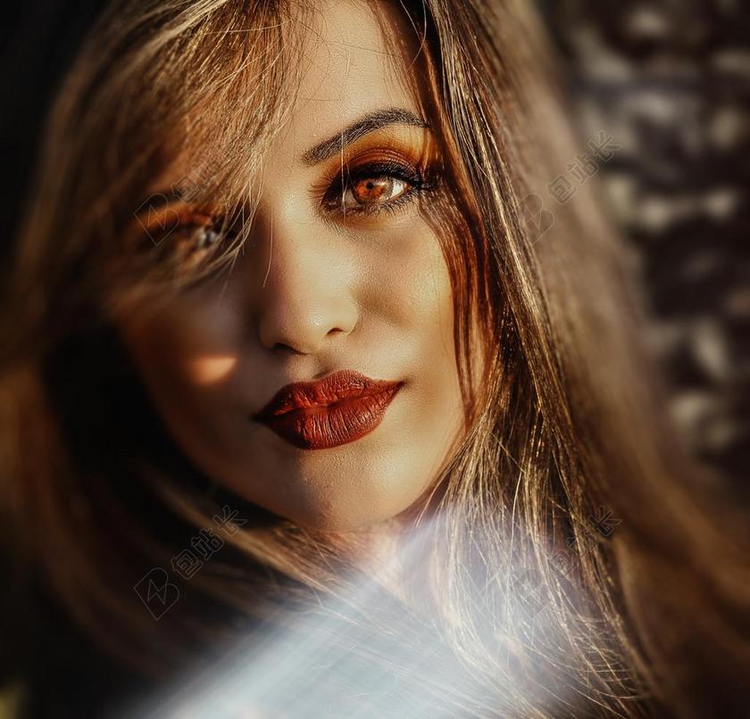 美女 丽人 优雅 美丽 漂亮 女孩 女人 女性 时尚 流行 个性 城市 幸福 快乐 高兴 家庭 甜蜜 肖像 人物特写 画像 女孩 少女 姑娘 美丽 自然 环境 全身像 女性 女士 美丽 女人 一个女人