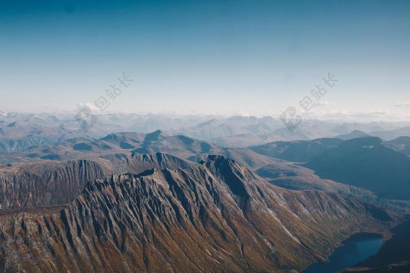美女 丽人 优雅 美丽 漂亮 女孩 女人 女性 山 山峰 顶峰 景色 旅行 旅游 行程 度假 休闲 度假 假日 天空 自然 环境 秋天 秋日