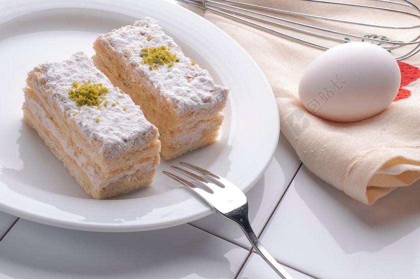 桌子 台子 书桌 办公 美食 食品 餐饮 蛋糕 糕点 烘焙