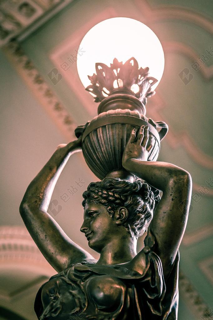 建筑 大厦 建筑物 建设 灯光 光线 激光 打火机 美女 丽人 优雅 美丽 漂亮 女孩 女人 女性 酒店 饭店 旅馆 旅店 出差 旅游 室内 室内装修 装潢 艺术设计 家装 家 家园 家居 故乡 美丽 休闲 老人 智者 老者 华贵 奢华 奢侈品