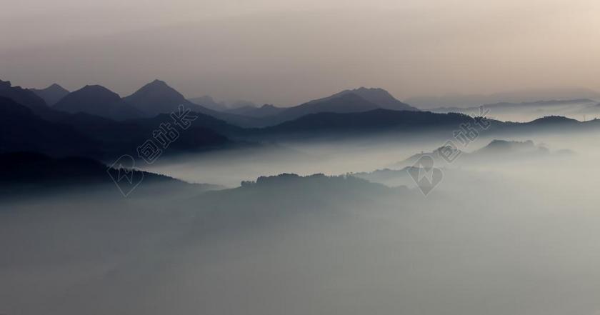 商务 商人 电子商务 股票交易所 业务 工作 风景 风光 美景 田园 山水 日落 夕阳 太阳 地球 泥土 草地 操场 美女 丽人 优雅 美丽 漂亮 女孩 女人 女性 天空 树木 丛林 森林 秋天 秋日 清新 新鲜 雨 下雨 惬意 白色 浅色 黑白 简单 清新 黑色 暗色 黑白 昏暗
