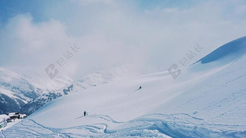 风景 风光 美景 田园 山水 纹理 组织 材料 花纹 山 山峰 顶峰 景色 运动 健身 嬉戏 户外运动 冒险 家 家园 家居 故乡 美丽 休闲 幸福 快乐 高兴 家庭 甜蜜 冬季 冬天 新年 母亲 母爱 天空 自然 环境 清新 新鲜 人物 人群 风土人情 活力 加拿大 城市 城市生活 现代化