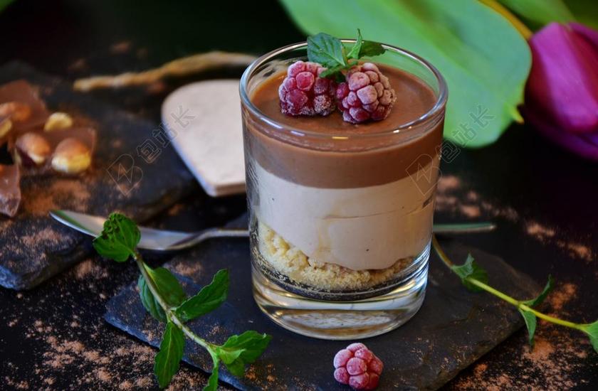 牛轧糖 慕斯 巧克力慕斯 甜点 食品 营养 吃 受益 美味