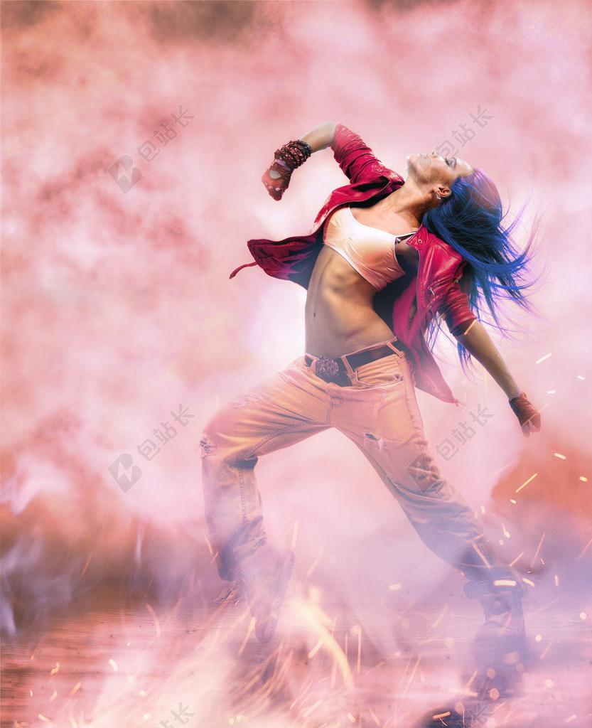 跳舞 女人 火 霹雳舞 照明 舞者 走出去 音乐 舞蹈演员