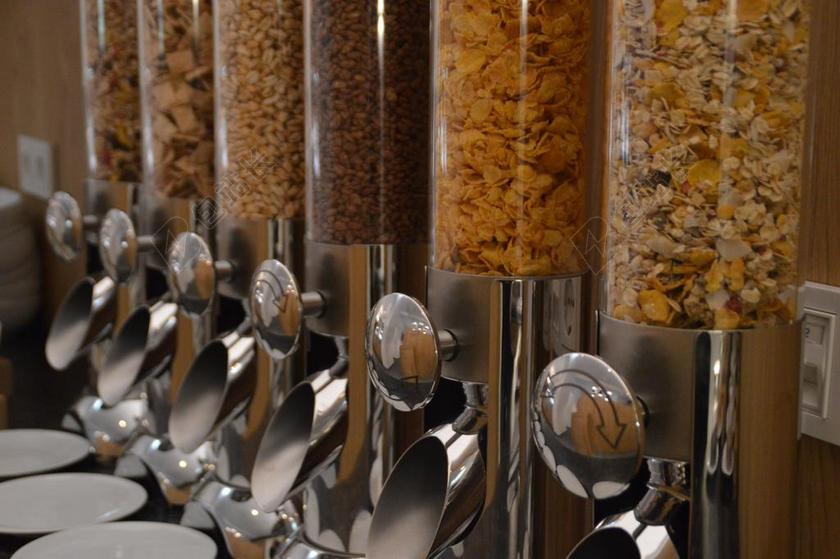 营养早餐 食品 早餐 吃 葡萄干 燕麦粥 健康 美味 玉米片