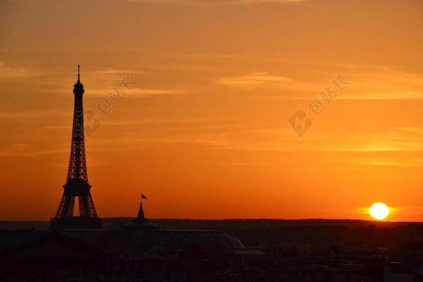 傍晚的夕阳和巴黎铁塔背景图片