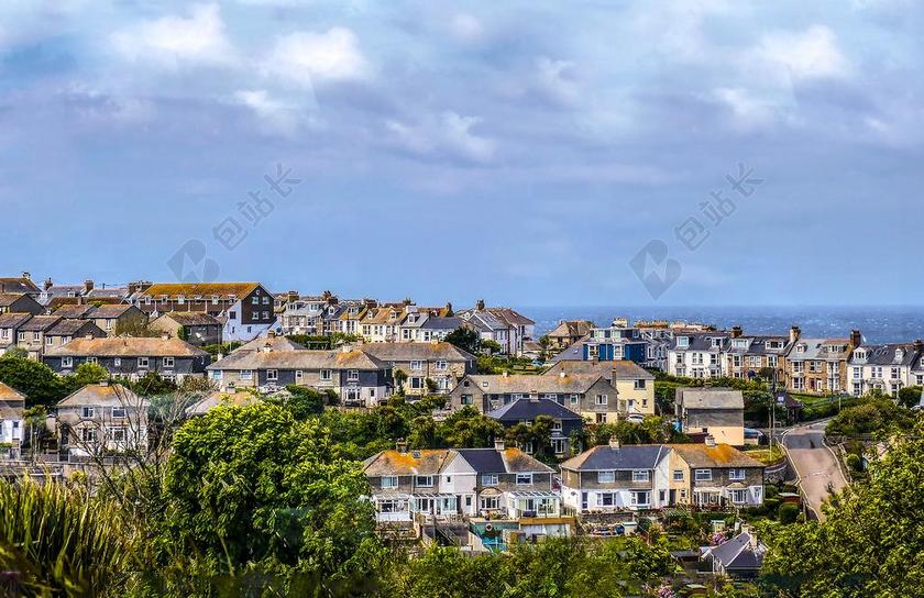 海边的传统小镇背景图片
