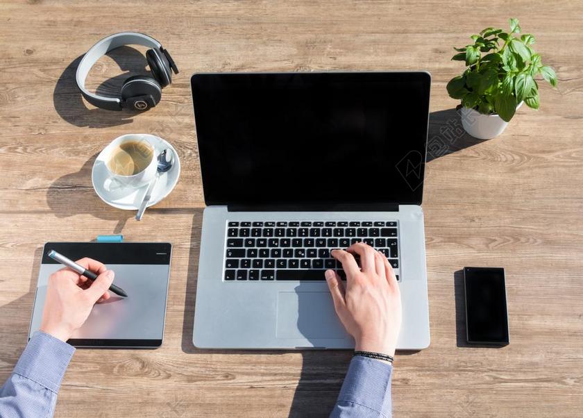 笔记本电脑 笔记本 工作 键盘 独立 计算机 PC