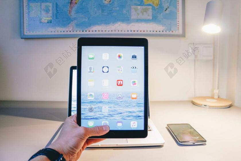 IPAD 片剂 技术 计算机 移动 智能手机 办公室 办公桌