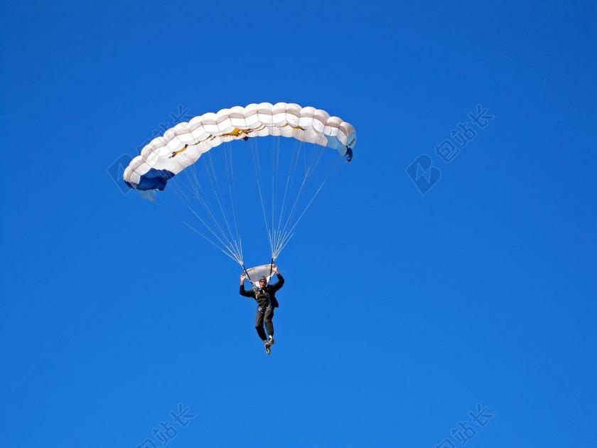 跳伞者 降落伞 跳 华盖 白 开放 天空 蓝色 显示 航展