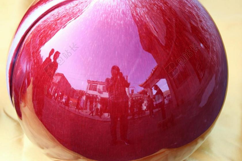 倒影摄影瓷器游玩休闲旅游背景图片