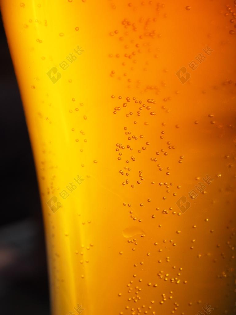 闪闪发光 啤酒 喝 啤酒珠 碳酸 碳酸珠 美味 金黄色 金
