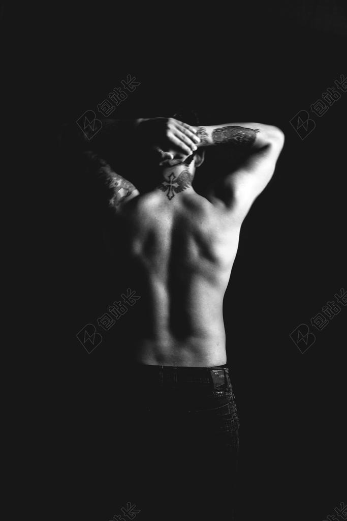 返回 纹身 白 黑 手 武器 健身房