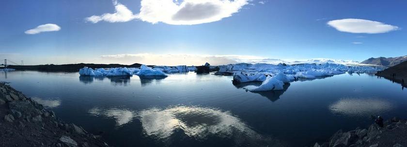 湖冰山冰河湖冰川大自然白云冷融化背景图片