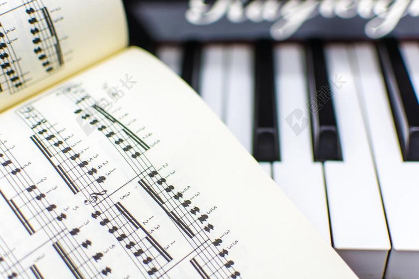 钢琴 音乐 琴谱