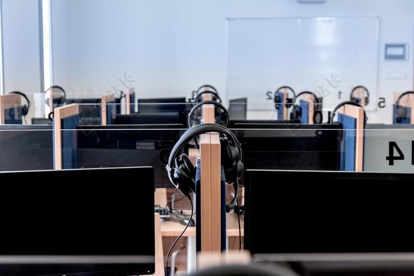 类 房间 演讲厅 学校 大学 JAN KOCHANOWSKI大学