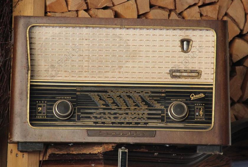 电台 古董 怀旧之情 无线电设备 历史 旧收音机 跳蚤市场