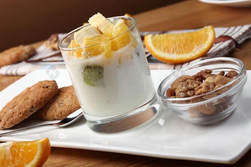 酸奶水果 酸奶 早餐 饼干 燕麦饼干 烘烤 甜点 美味 甜