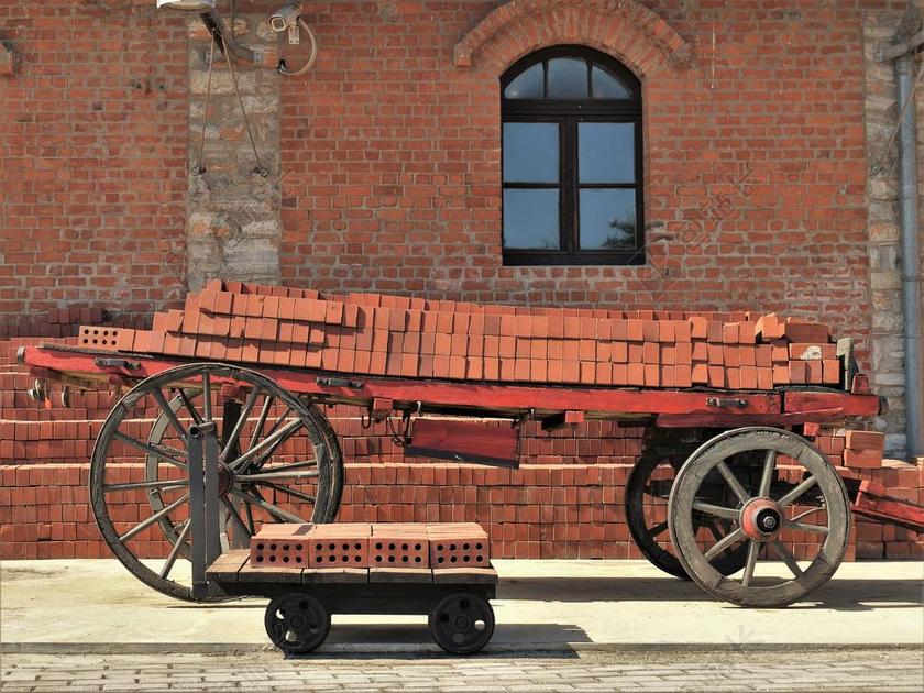 营销销售一车砖背景图片