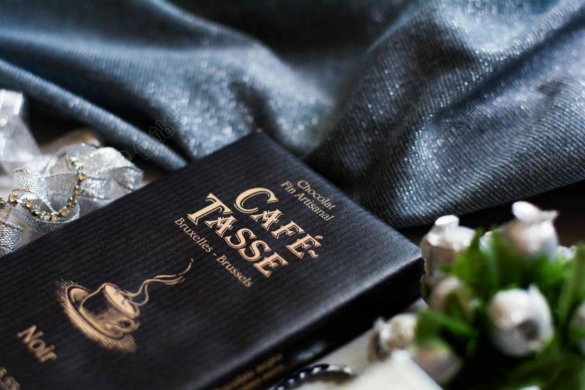 巧克力 CAFETASSE 黑色 黑巧克力 银 玫瑰花苞 珠宝
