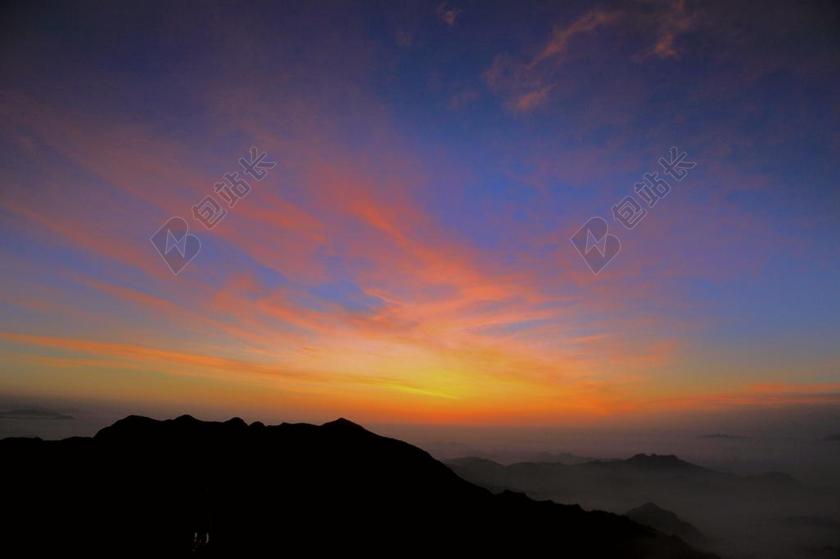 自然日出云海背景图片