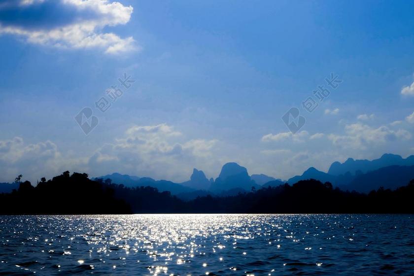 清新泰国水坝背景图片