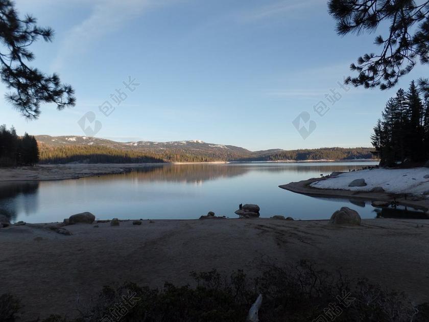 湖 日落 水 自然 天空 景观 夏天 反思 日出 地平线